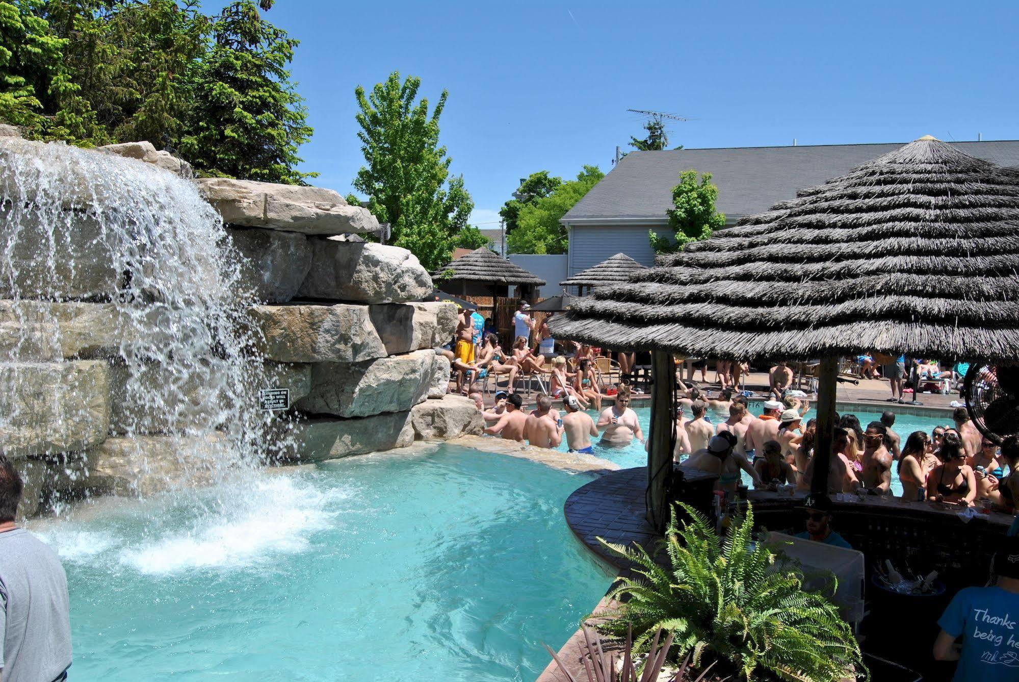 Commodore Resort Put-in-Bay Kültér fotó